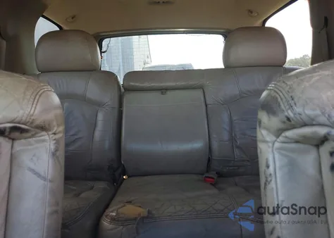 2002 Chevrolet Tahoe C1500 из США, поврежденный, VIN 1GNEC13Z12R140237